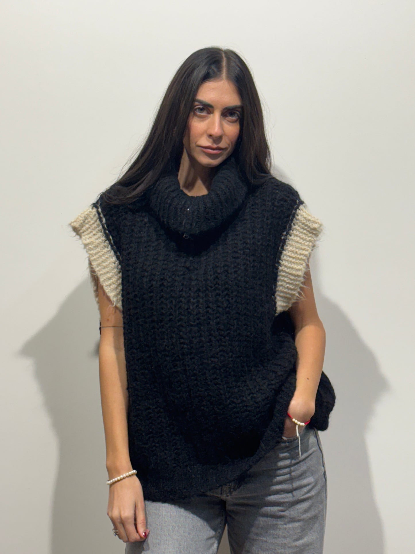 PULLOVER SMANICATO