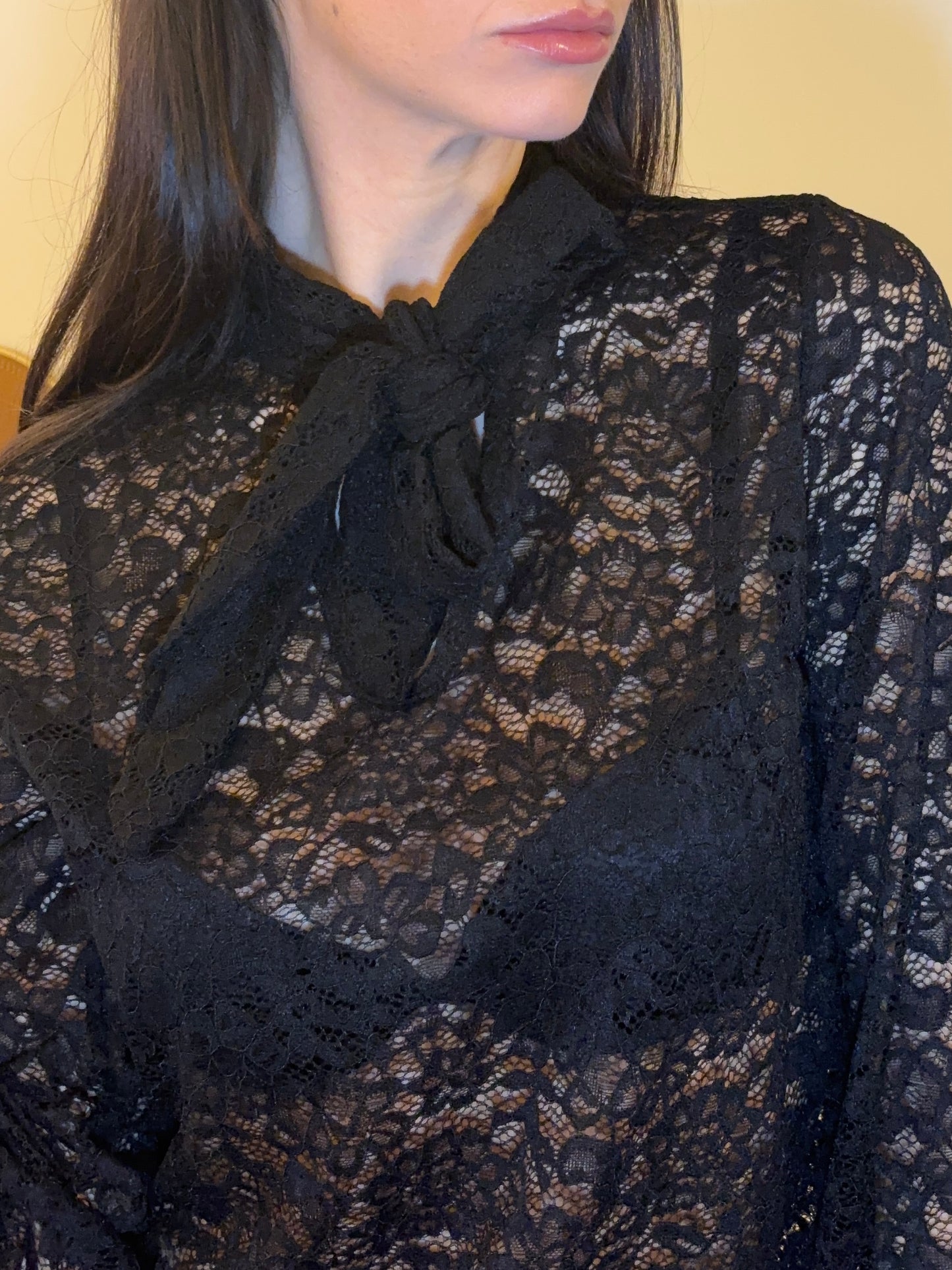 MAGLIA IN PIZZO TRASPARENTE