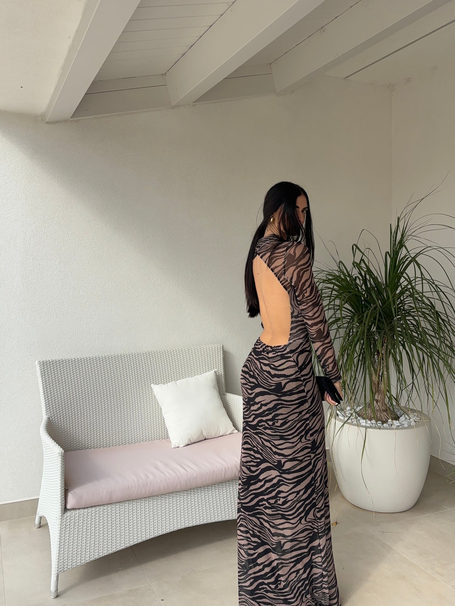 ABITO ELEGANT